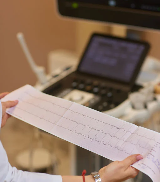 ELETROCARDIOGRAMA OCUPACIONAL EM CURITIBA, ECG ADMISSIONAL CURITIBA CENTRO, LAUDO DE ECG DIGITAL CURITIBA, ELETROCARDIOGRAMA PARA MOTORISTAS CURITIBA, ECG PERIÓDICO EM CURITIBA, EXAME CARDÍACO OCUPACIONAL CURITIBA