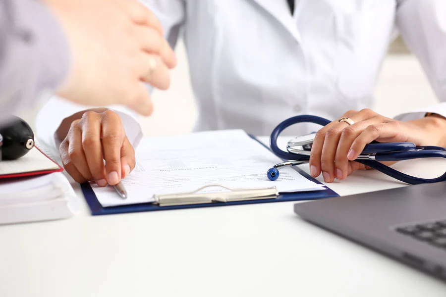 EXAME ADMISSIONAL PSS CURITIBA, CLÍNICA DE MEDICINA DO TRABALHO CURITIBA, ONDE FAZER EXAME ADMISSIONAL CURITIBA, DOCUMENTOS PARA EXAME ADMISSIONAL CURITIBA, EXAME CLÍNICO ADMISSIONAL EM CURITIBA
