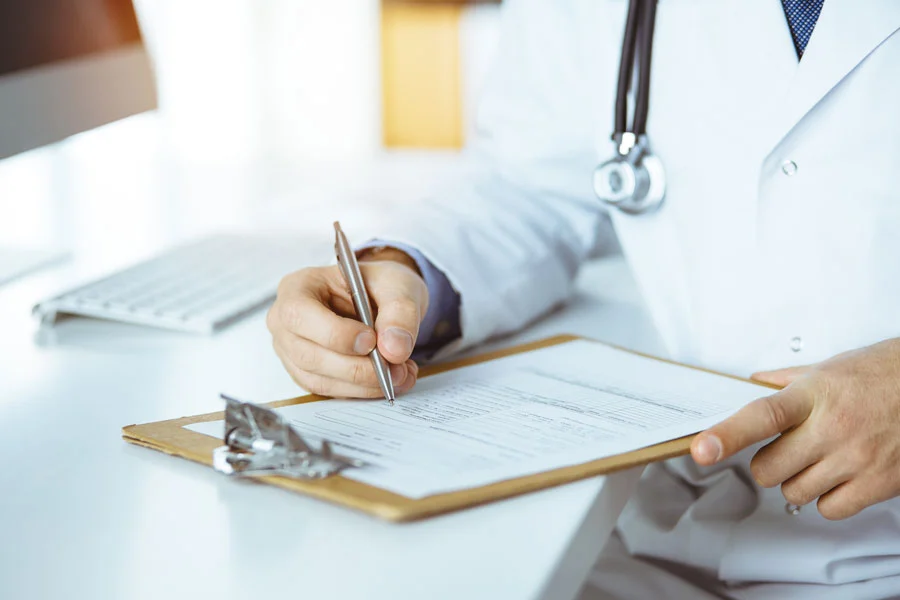 EXAME ASO EM CURITIBA CENTRO, EXAME ADMISSIONAL EM CURITIBA REGIÃO METROPOLITANA, EXAME DEMISSIONAL EM CURITIBA PR, EXAME PERIÓDICO DE SAÚDE OCUPACIONAL CURITIBA, ATESTADO DE SAÚDE OCUPACIONAL EM CURITIBA, CLÍNICA DE MEDICINA DO TRABALHO EM CURITIBA CENTRO, EXAME ASO PARA EMPRESAS EM CURITIBA